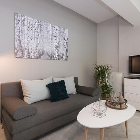Valentine'S Modern Apartment ไซคิย์นธอสทาวน์ ภายนอก รูปภาพ