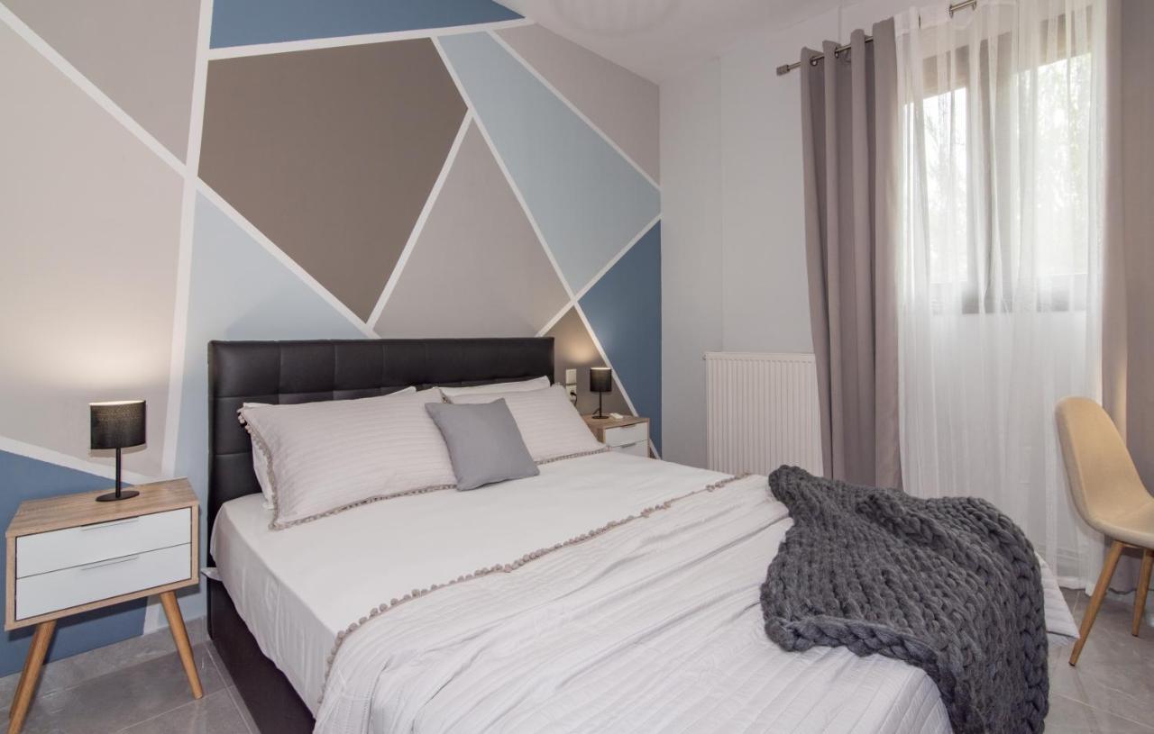 Valentine'S Modern Apartment ไซคิย์นธอสทาวน์ ภายนอก รูปภาพ