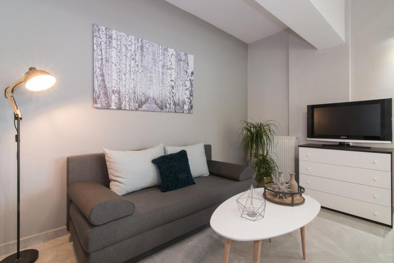 Valentine'S Modern Apartment ไซคิย์นธอสทาวน์ ภายนอก รูปภาพ