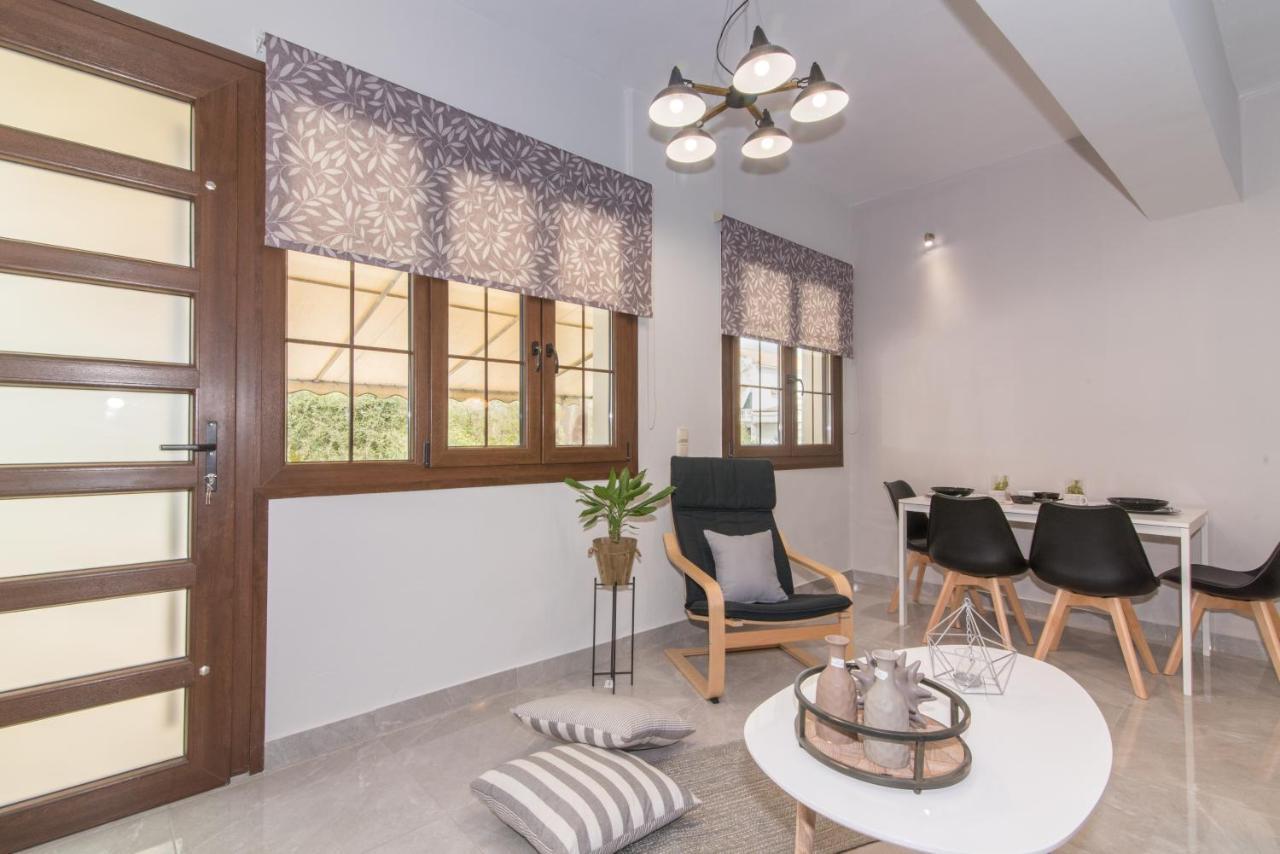 Valentine'S Modern Apartment ไซคิย์นธอสทาวน์ ภายนอก รูปภาพ
